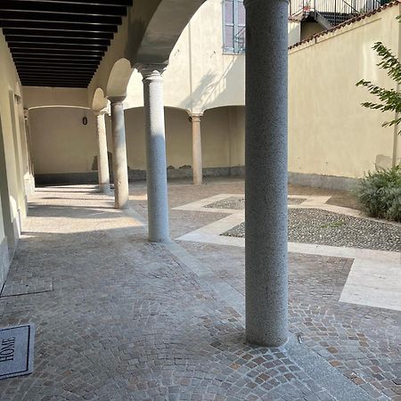 Loft Matteotti - Studio In Centro Бусто-Арсизио Экстерьер фото